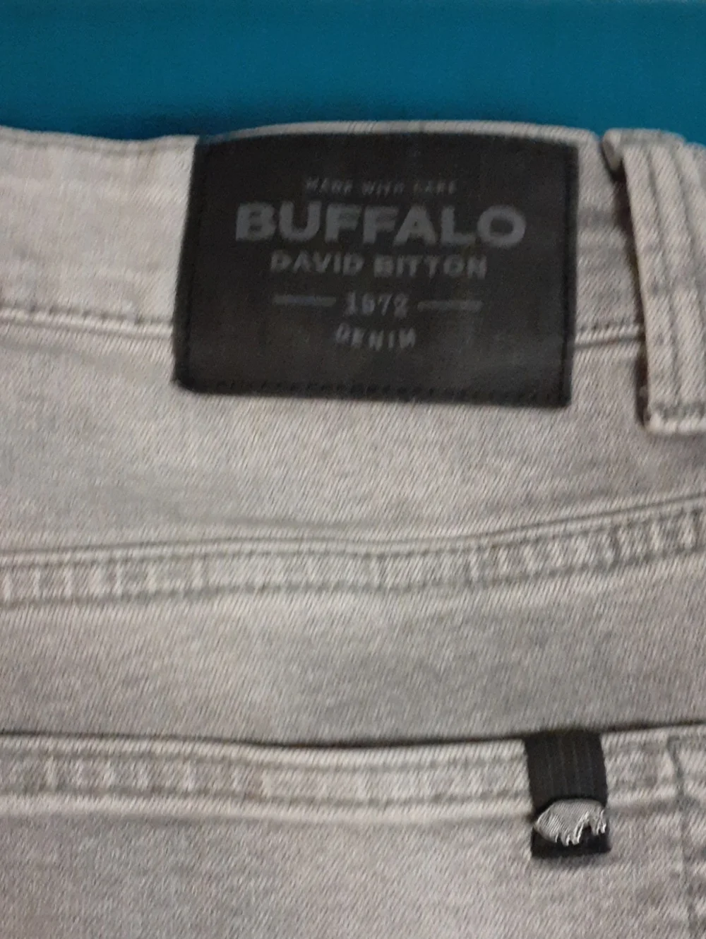 Buffalo David Bitton Light Gray Jeans size 30×30